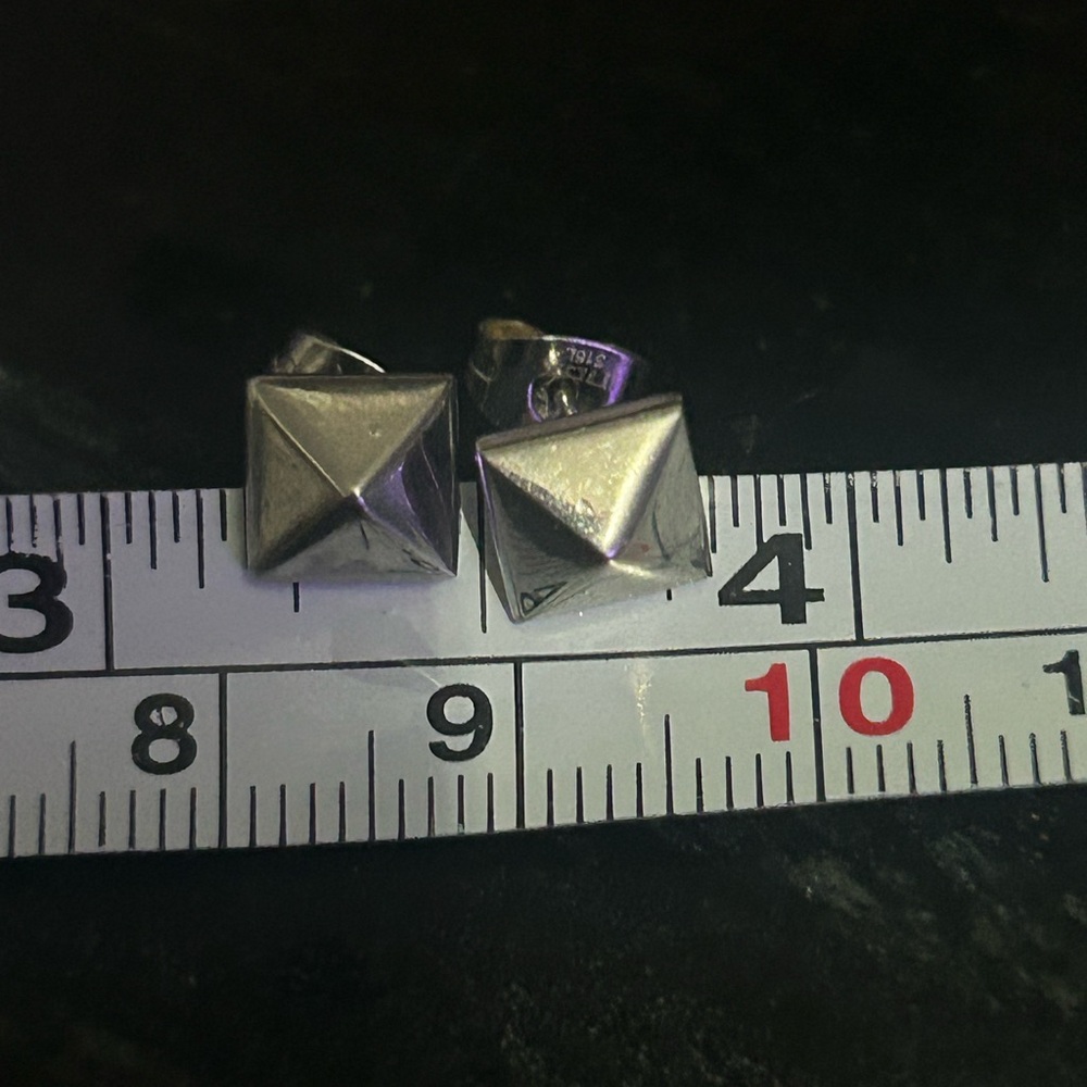 Silver Pyramid Stud earrings